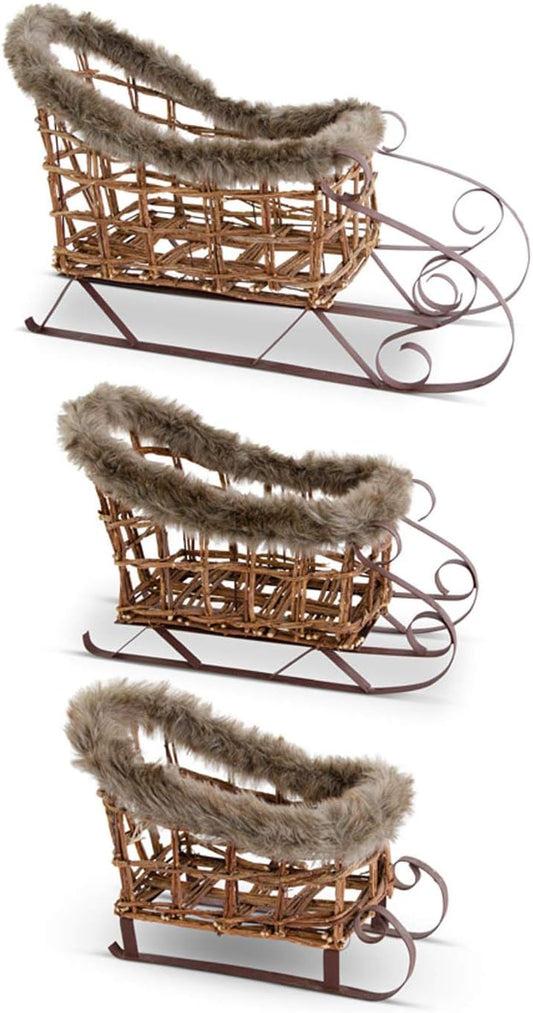 Sleigh with Fur, 3 Size Options