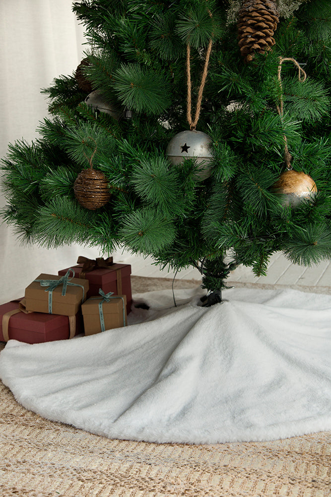 Faux Fur Tree Skirt - White