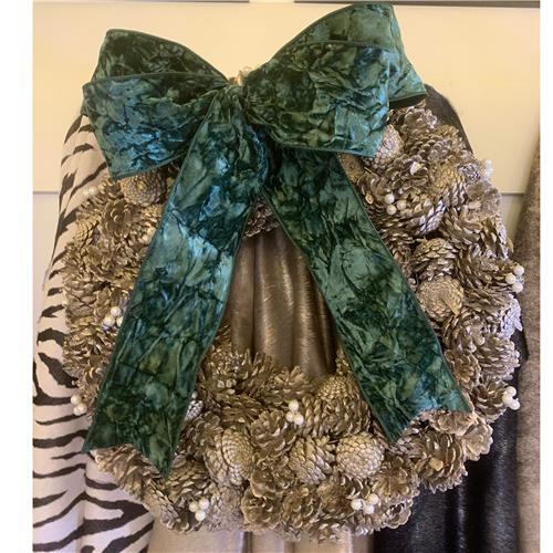 Custom - Pine Cone & Pearl Wreath